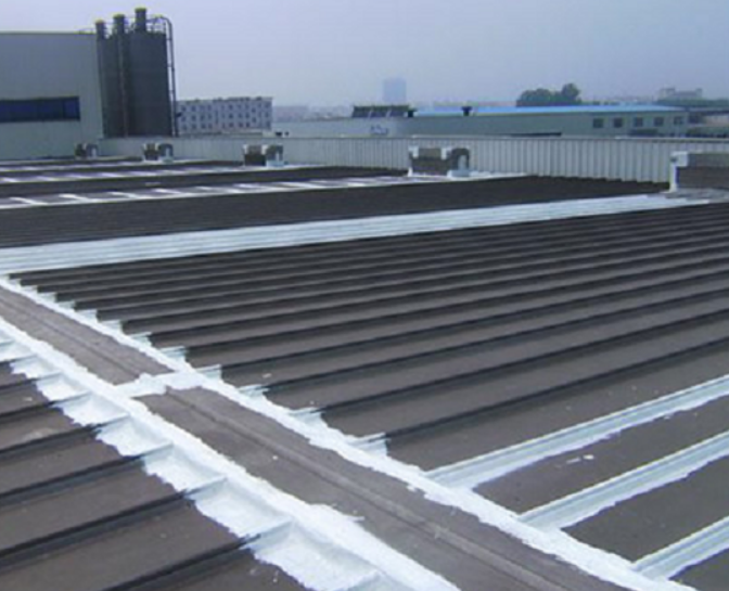 河东彩钢瓦屋面漏水问题只有好的防水系统能够解决