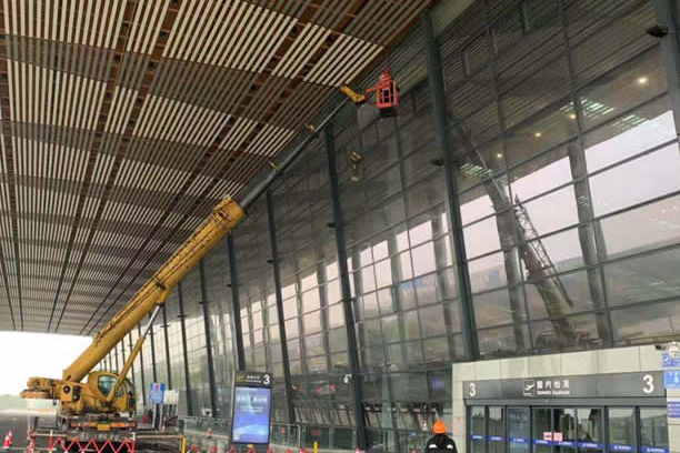 河东玻璃幕墙维护和保养